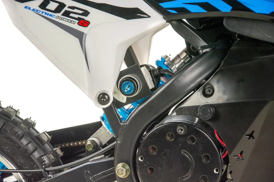 XTR E-702 detail 21