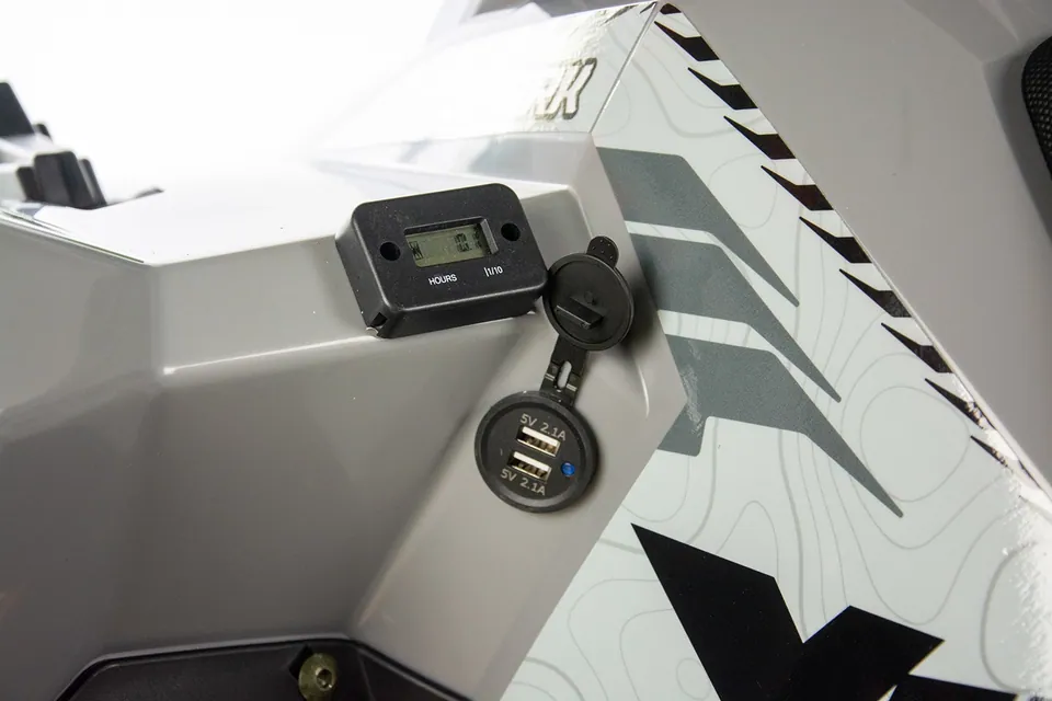 XTR SHARK PRO detail 21